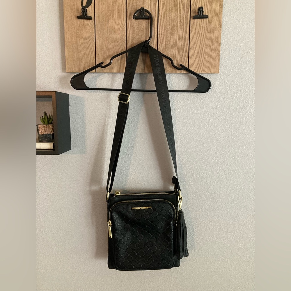 Steve Madden crossbody bag - Picture 1 of 7